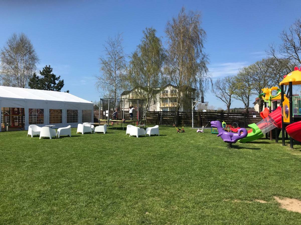 Domki I Apartamenty Caloroczne Koliber Władysławowo Dış mekan fotoğraf